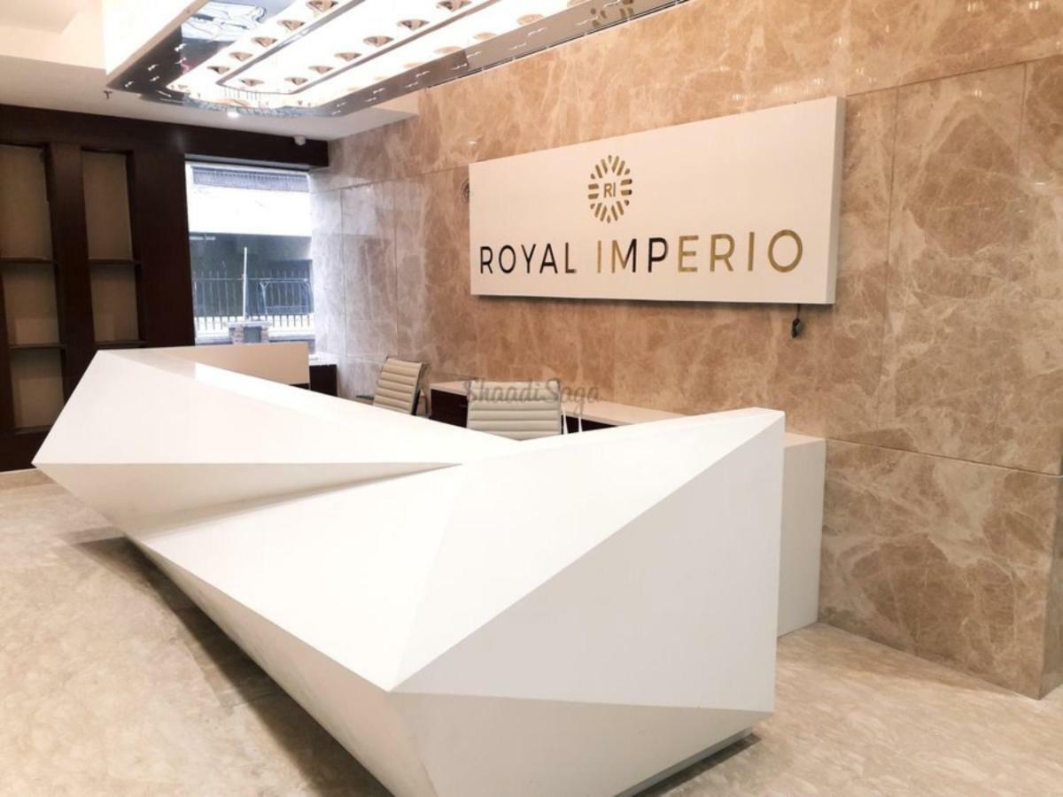 Royal Imperio Hotell Faridabad Exteriör bild